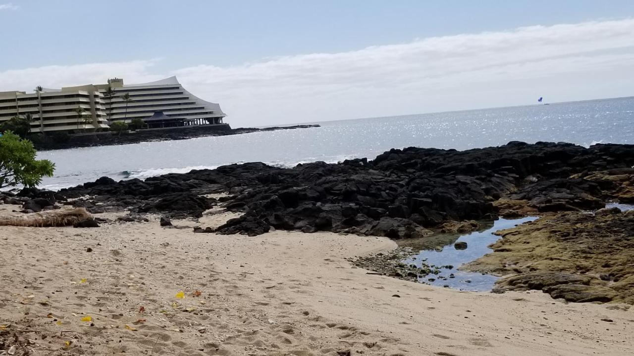 Downtown Hawaiian Paradise Condo With Hot Tub, Pool & Beach - Kona Islander Inn Kailua-Kona Exteriör bild